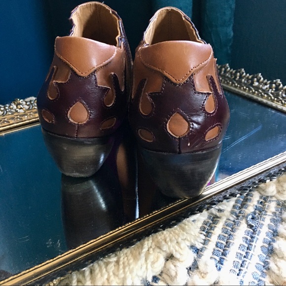 NWOT Twiggy London Leather Western Ankle Booties - Picture 5 of 6